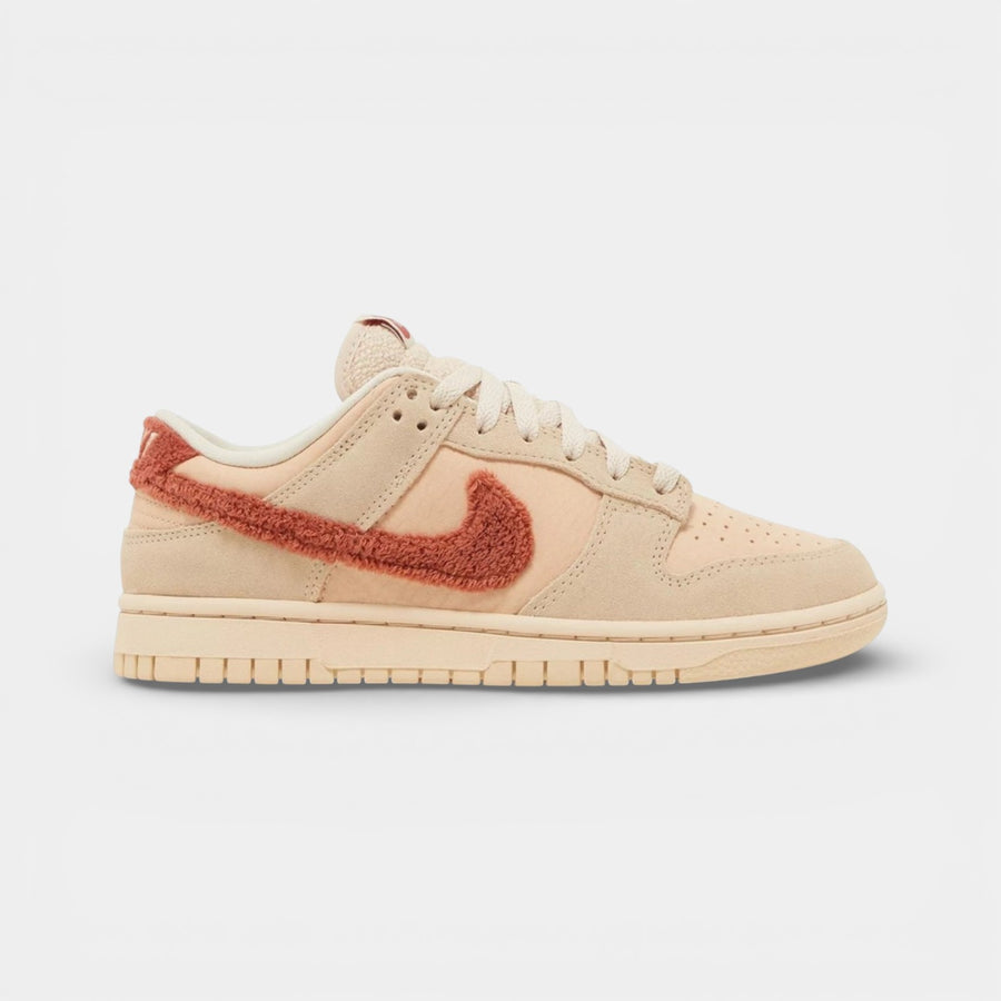 Nike Dunk Low Terry Swoosh (FIRSAT ÜRÜNÜ) - Nike ayakkabı - görsel 1 | ZAINI