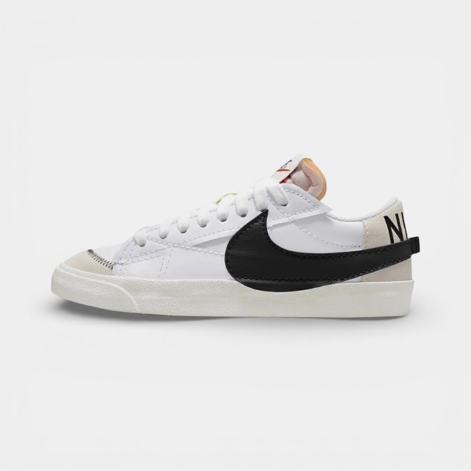 Nike Blazer Low Jumbo Black White - Nike ayakkabı - görsel 2 | ZAINI