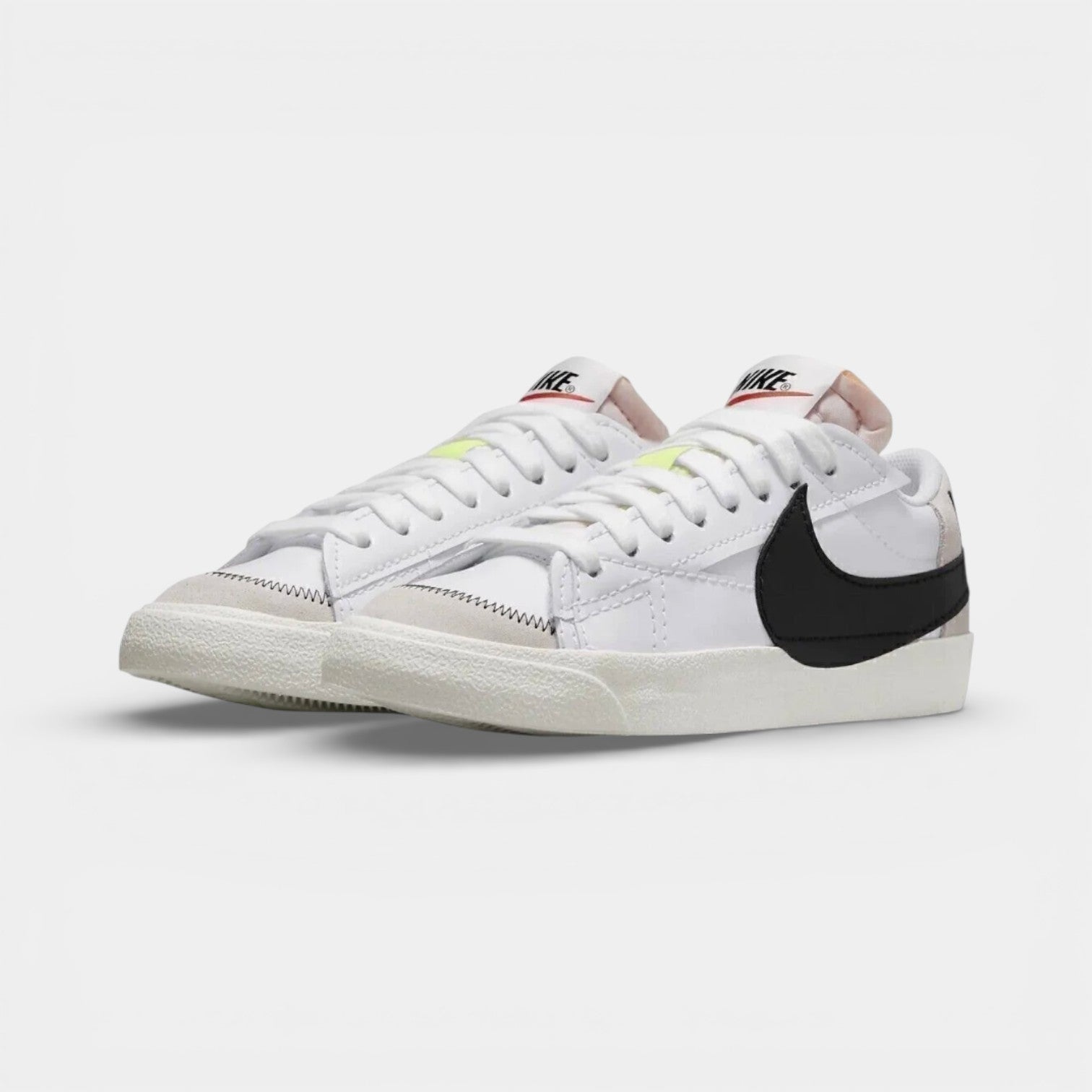 Nike Blazer Low Jumbo Black White - Nike ayakkabı - görsel 3 | ZAINI