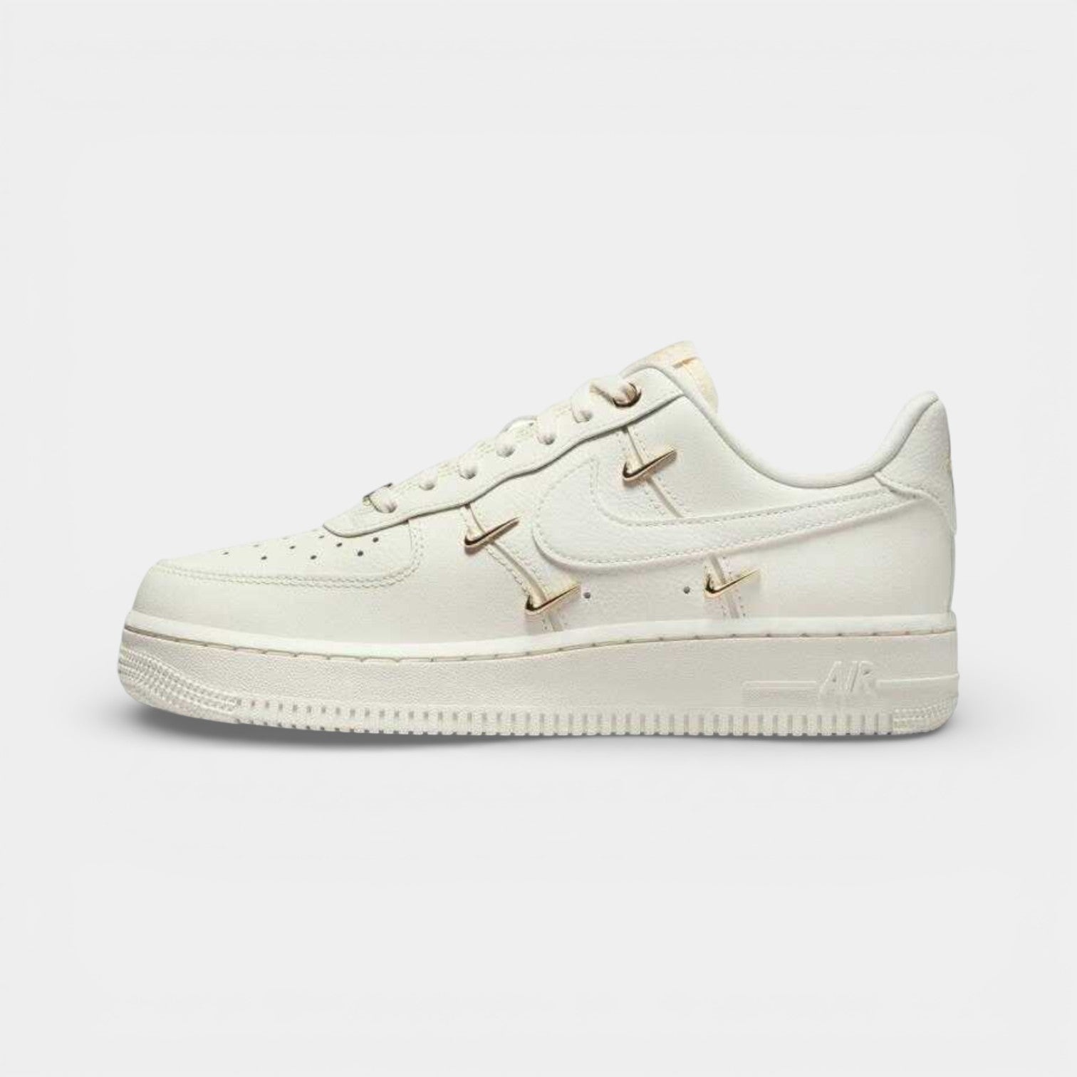 Nike Air Force 1 Low Gold Swoosh - Nike ayakkabı - görsel 2 | ZAINI