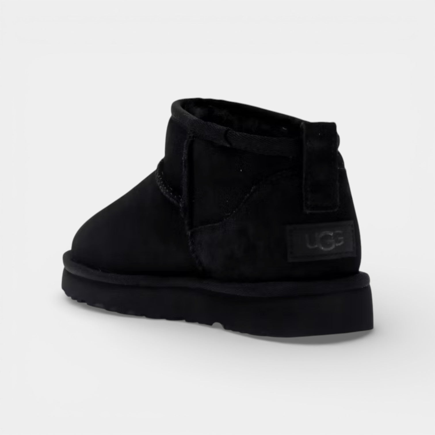 UGG Classic Ultra Mini Black - UGG ayakkabı - görsel 3 | ZAINI