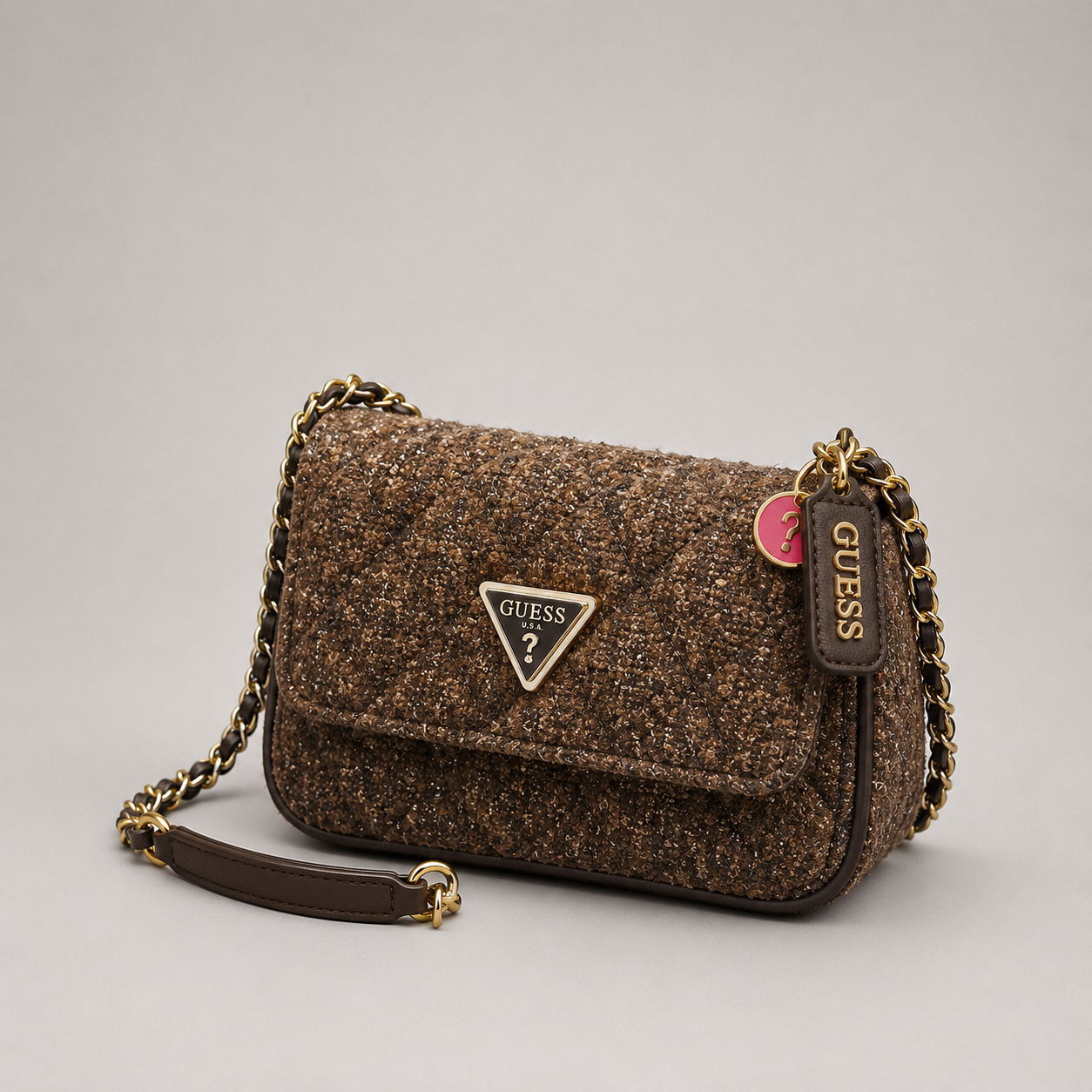 Guess - Emblem Shoulder Bag - Guess çanta - görsel 7 | ZAINI