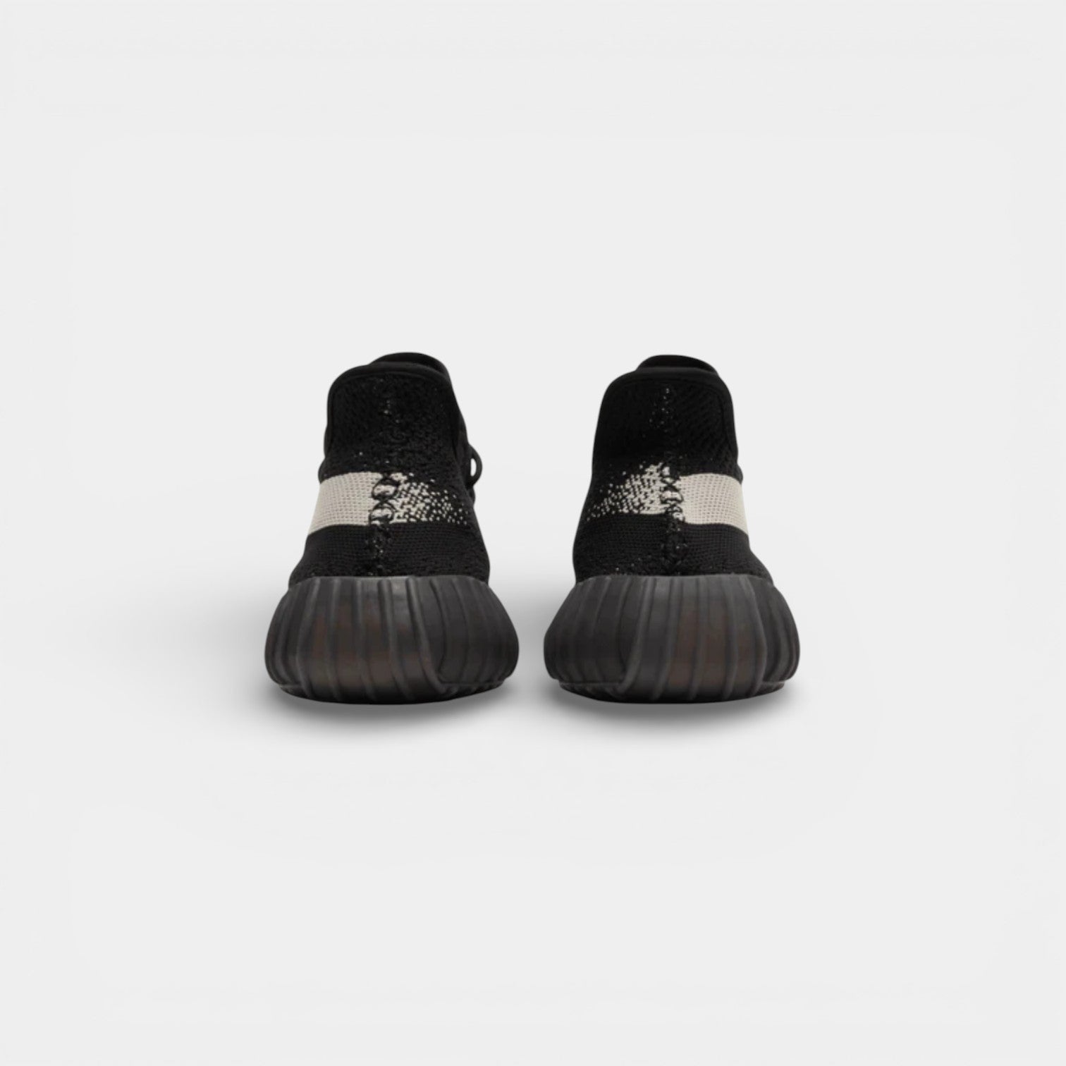 Yeezy Boost 350 V2 'Oreo' - Adidas ayakkabı - görsel 4 | ZAINI