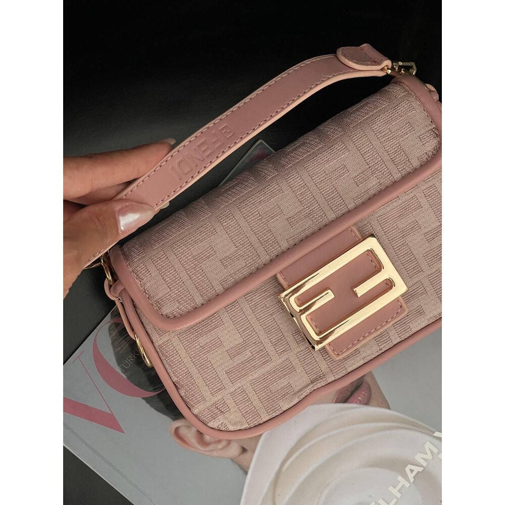 Fendi Baget Mini Bag Pink - Fendi çanta - görsel 4 | ZAINI