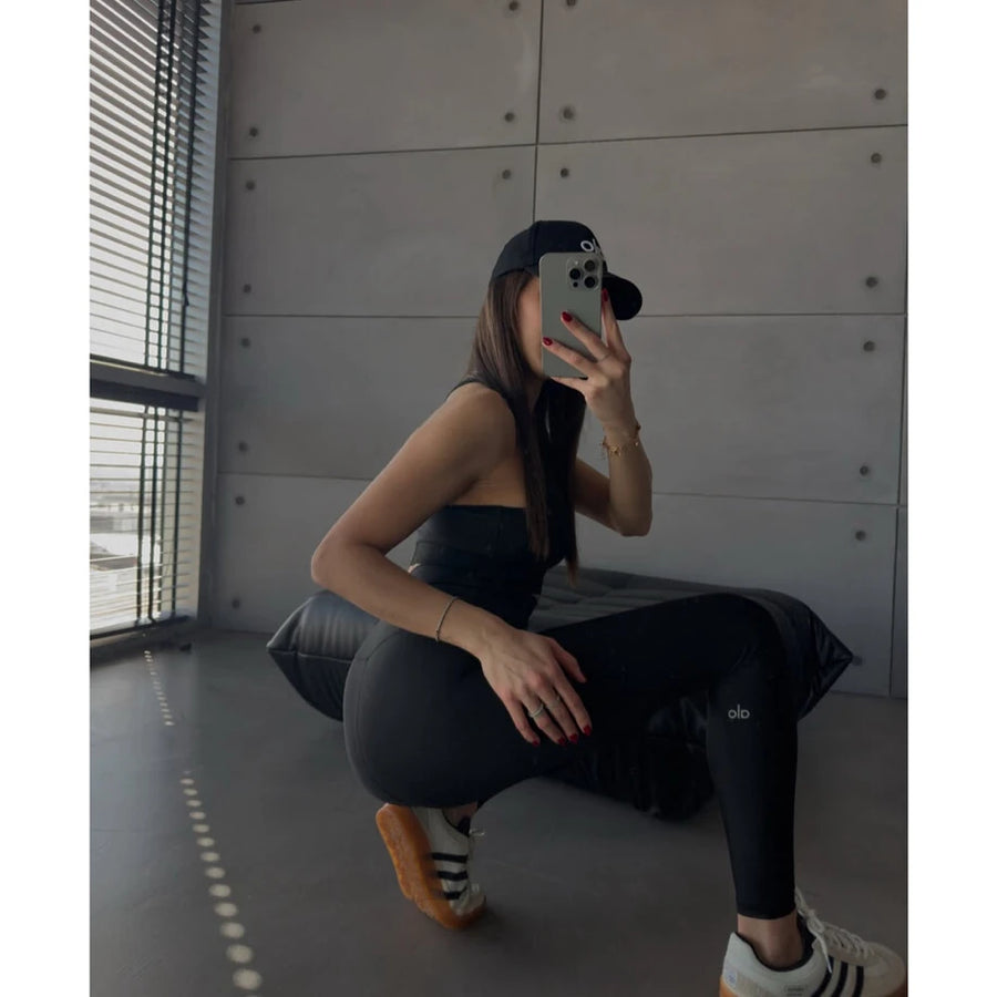 Alo Yoga Siyah Tayt - Alo Yoga giyim - görsel 1 | ZAINI