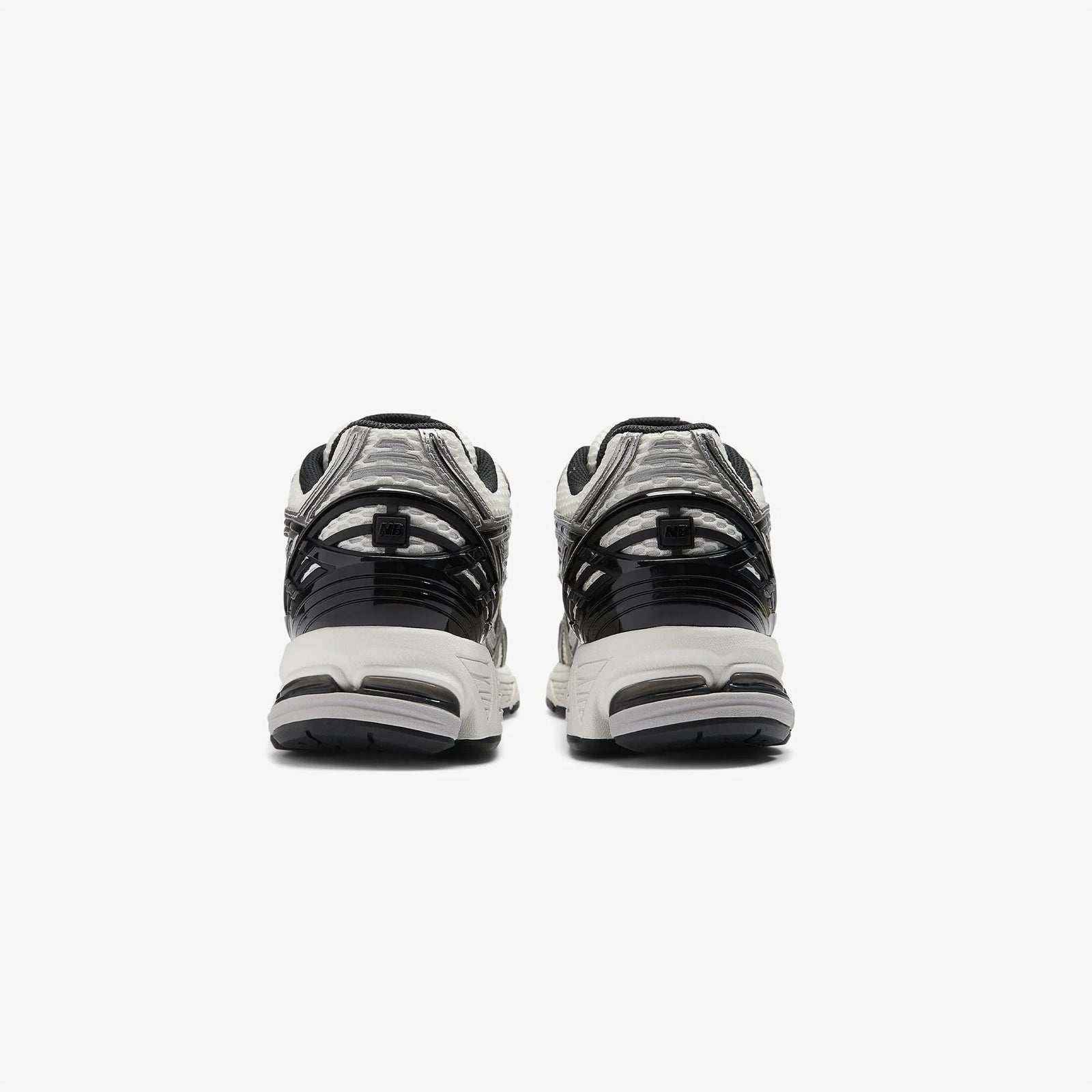 New Balance 1906R Silver Metallic Black White