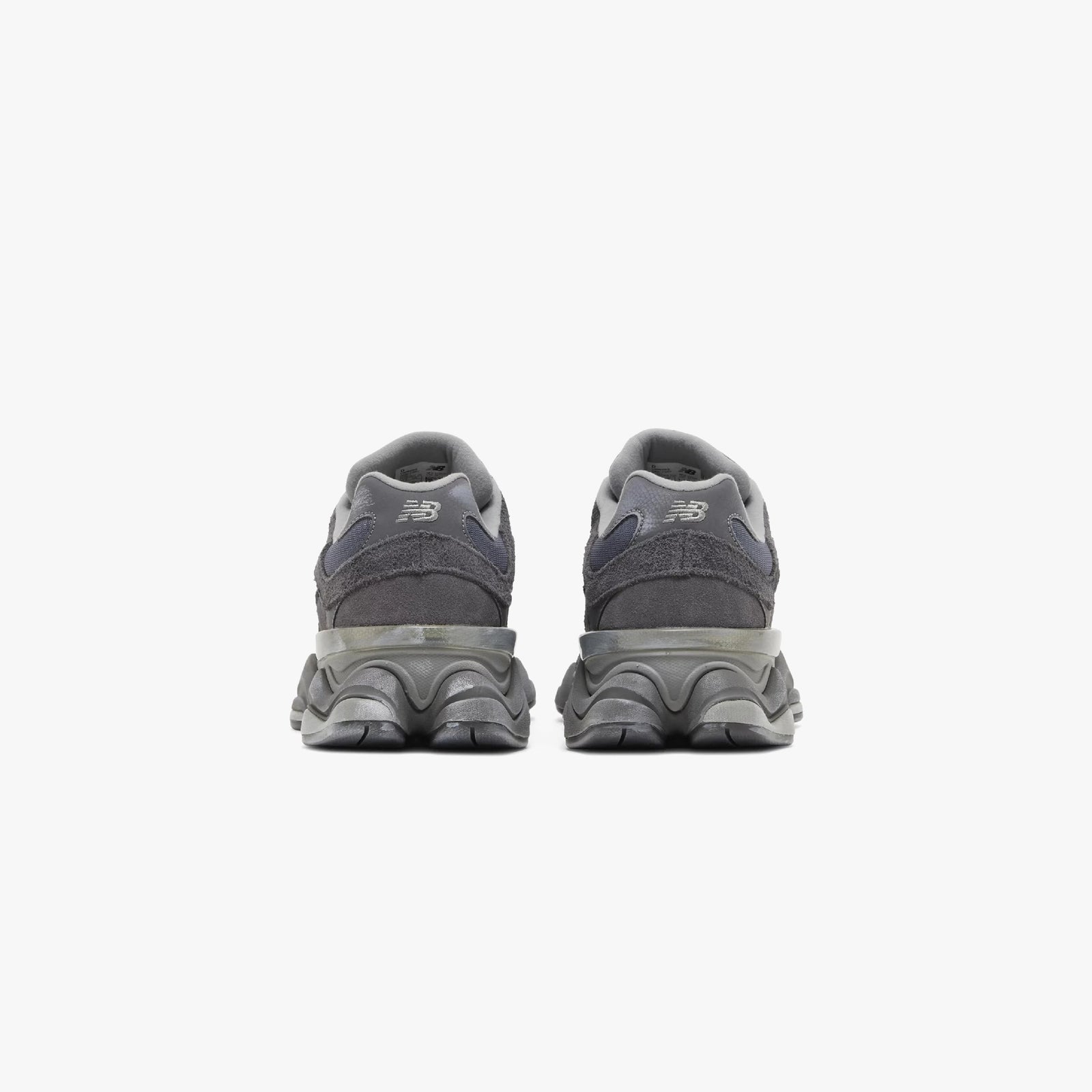 New Balance 9060 Magnet