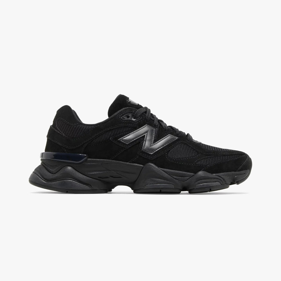 New Balance 9060 Triple Black