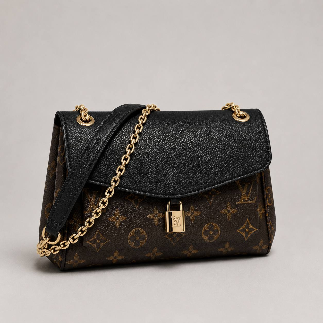 Louis Vuitton - Locky BB - Louis Vuitton çanta - görsel 3 | ZAINI