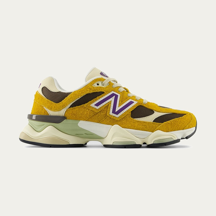 New Balance 9060 Butterscotch