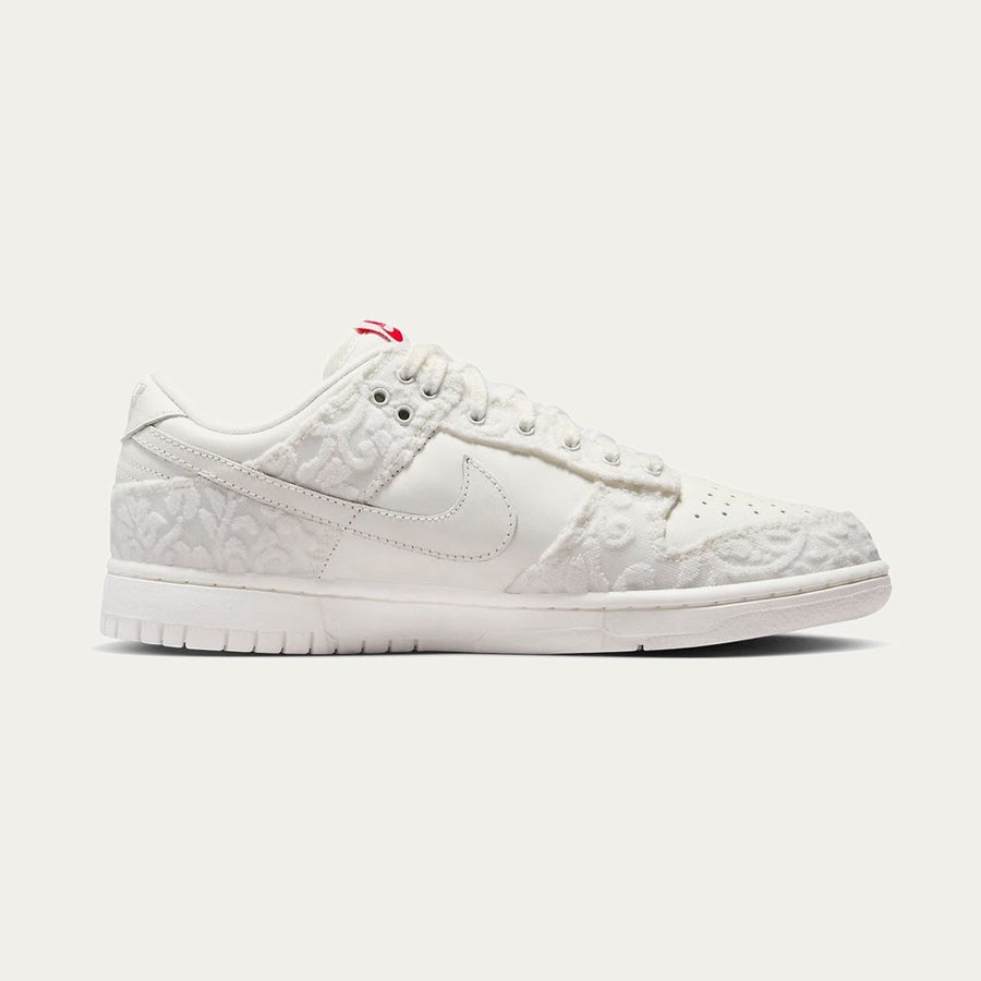 Nike Dunk Low Give Her Flowers